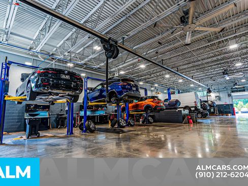 Used 2024 Nissan Rogue SV image 63