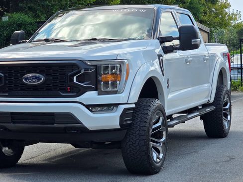 Used 2021 Ford F150 XLT w/ Equipment Group 302A High AWD/4WD image 3