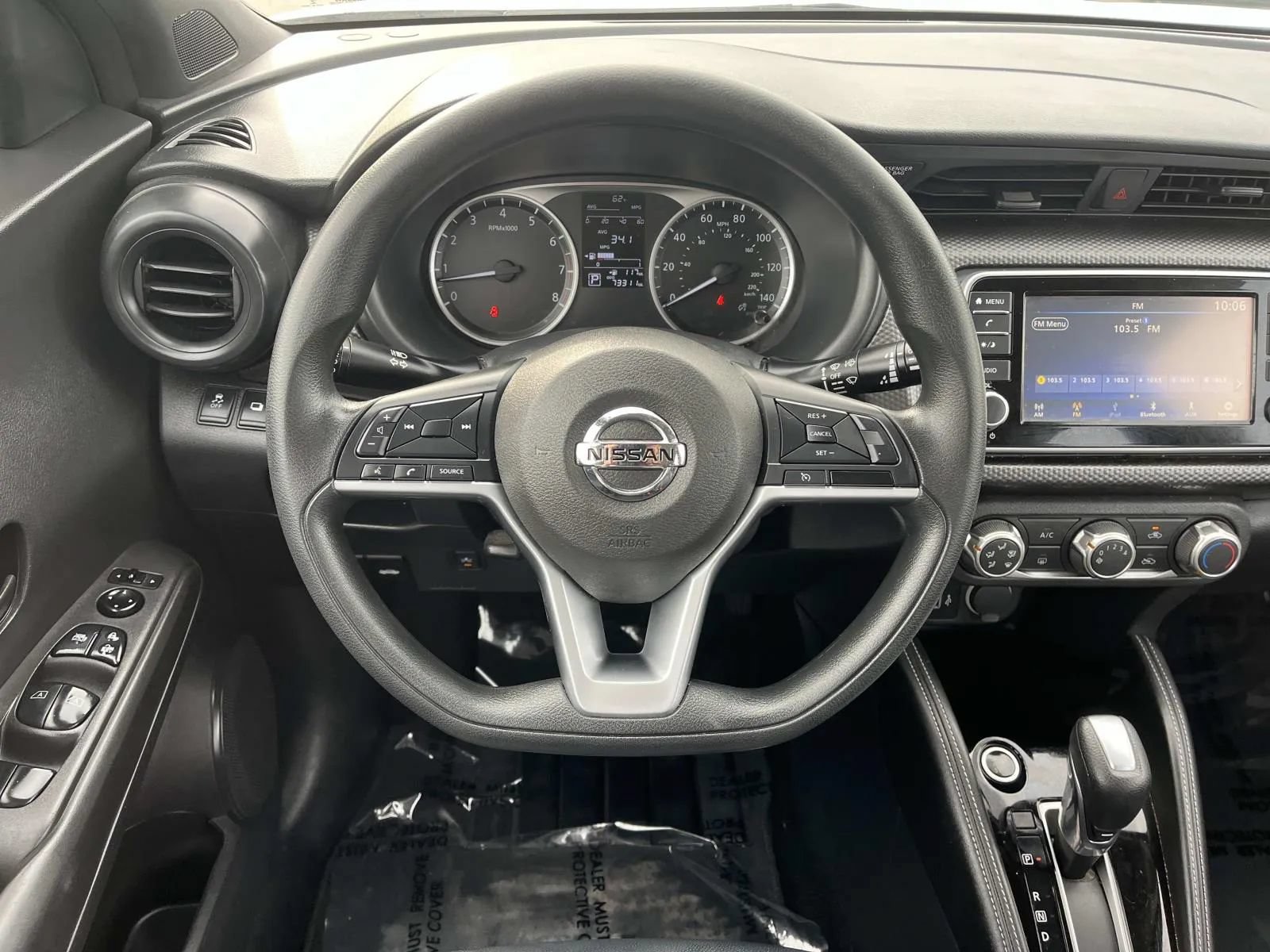 Used 2019 Nissan Kicks S FWD image 12
