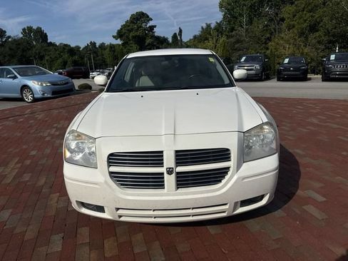 Used 2007 Dodge Magnum R/T w/ Convenience Group II RWD image 25