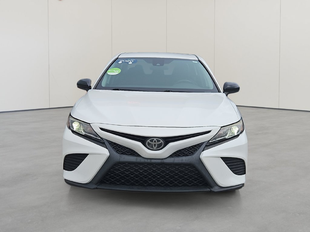 Used 2020 Toyota Camry SE FWD image 8
