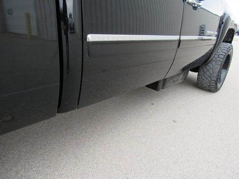 Used 2012 GMC Sierra 2500 Denali w/ Suspension Package, Off-Road image 13