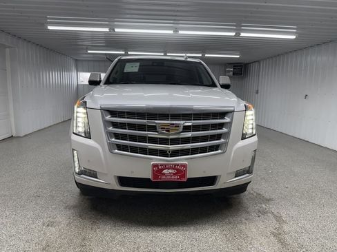 Used 2017 Cadillac Escalade ESV Premium Luxury w/ LPO, Radiant Package image 2