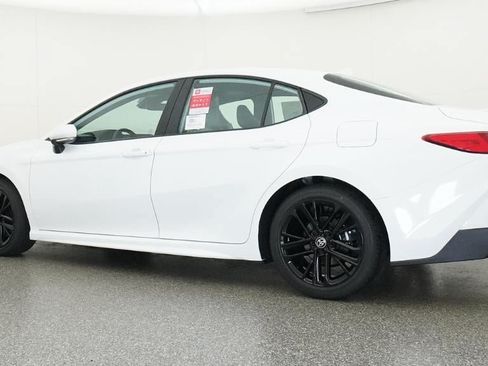New 2026 Toyota Camry SE FWD image 20