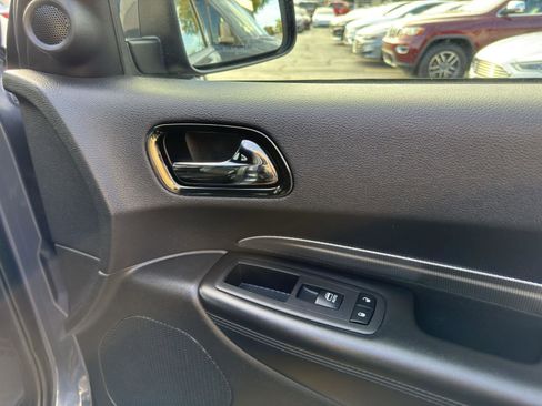 Used 2020 Dodge Durango GT image 40