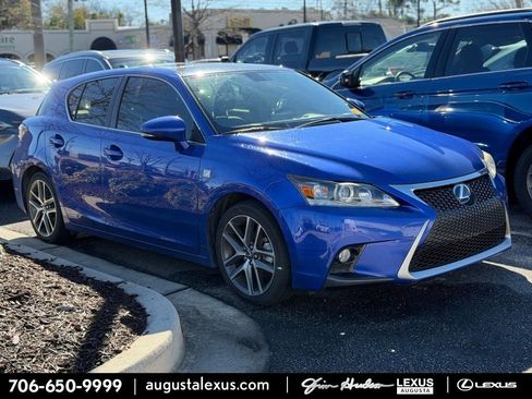 Used 2015 Lexus CT 200h w/ Navigation Package image 1