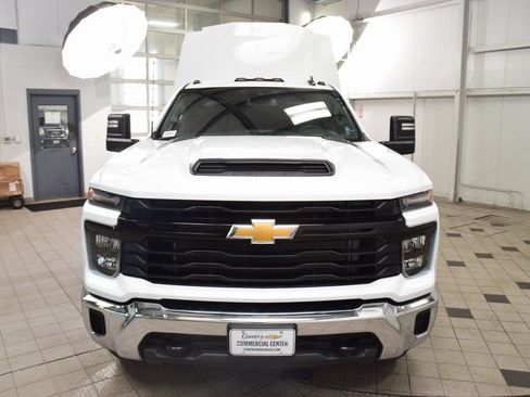 Used 2026 Chevrolet Silverado 3500 W/T w/ WT Convenience Package AWD/4WD image 2