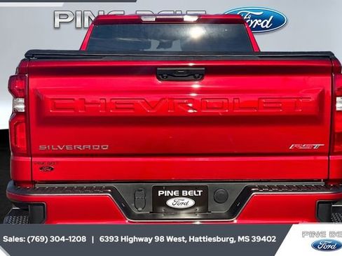 Used 2024 Chevrolet Silverado 1500 RST image 4
