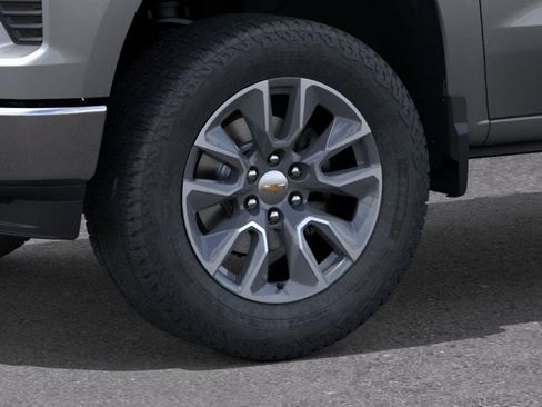 New 2026 Chevrolet Silverado 1500 LT w/ Z71 Off-Road Package AWD/4WD image 9