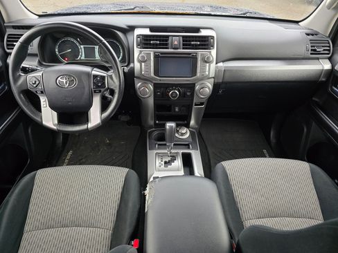 Used 2015 Toyota 4Runner SR5 image 20