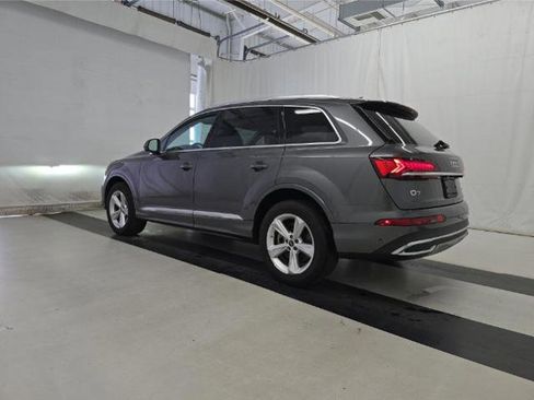 Used 2023 Audi Q7 2.0T Premium w/ Convenience Package AWD/4WD image 4