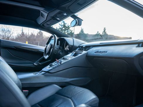 Used 2013 Lamborghini Aventador LP 700-4 image 18