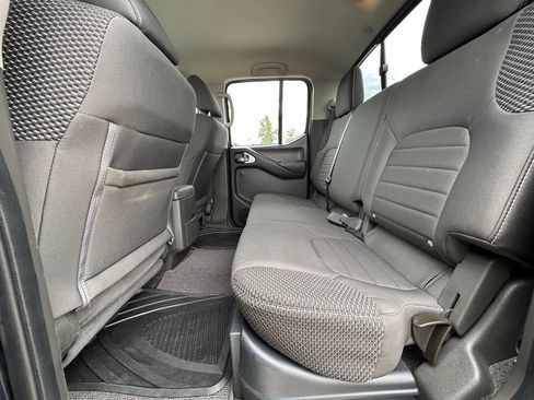 Used 2018 Nissan Frontier PRO-4X AWD/4WD image 25