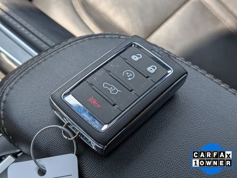 Used 2024 Jeep Wagoneer Series II AWD/4WD image 33