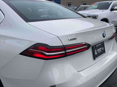 Used 2026 BMW 530i xDrive image 10