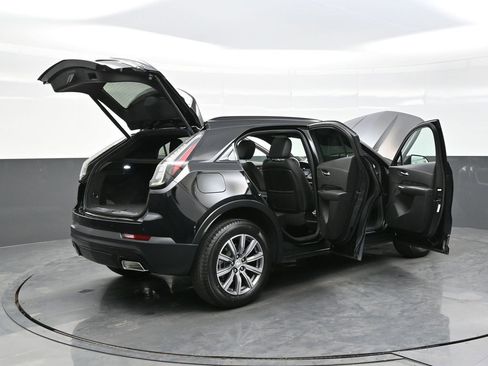 Used 2020 Cadillac XT4 Sport w/ Driver Awareness Package image 39