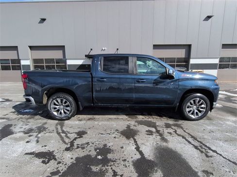 Used 2020 Chevrolet Silverado 1500 LT w/ All-Star Edition image 13
