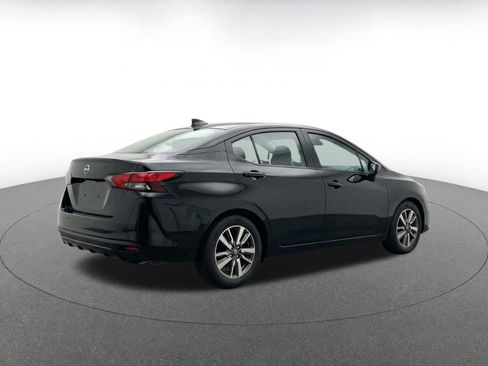 Used 2025 Nissan Versa SV FWD image 9