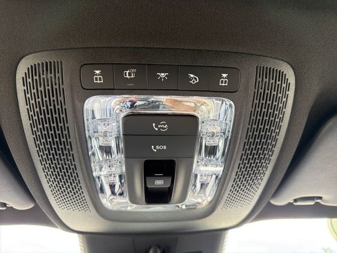 Used 2026 Mercedes-Benz GLB 250 image 24
