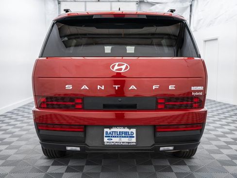 Used 2024 Hyundai Santa Fe SEL FWD image 6
