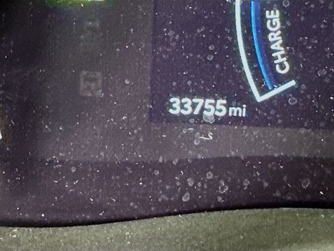 Used 2025 Toyota Camry LE image 19