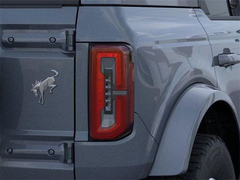 New 2025 Ford Bronco Outer Banks image 23