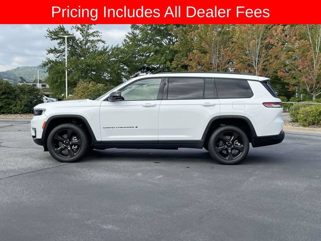 Used 2023 Jeep Grand Cherokee L Limited w/ Luxury Tech Group II AWD/4WD image 2