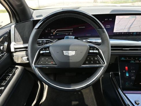 New 2025 Cadillac Escalade IQ Luxury 1 w/ Smart Trailering package image 85