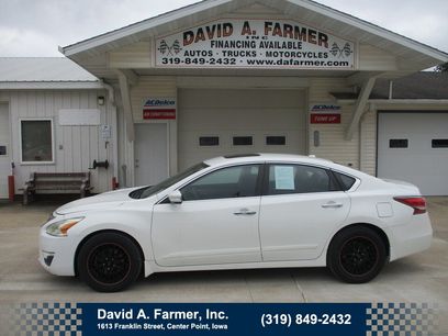 Used 2015 Nissan Altima 2.5 SV w/ Convenience Package