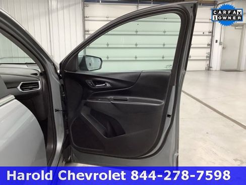 Used 2024 Chevrolet Equinox LT image 10