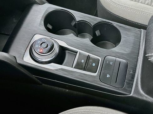 Used 2021 Ford Escape SE w/ Convenience Package FWD image 16