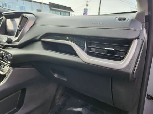 Used 2023 GMC Terrain AT4 w/ Infotainment Package II image 13