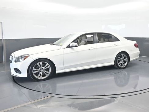 Used 2014 Mercedes-Benz E 350 Sedan image 2