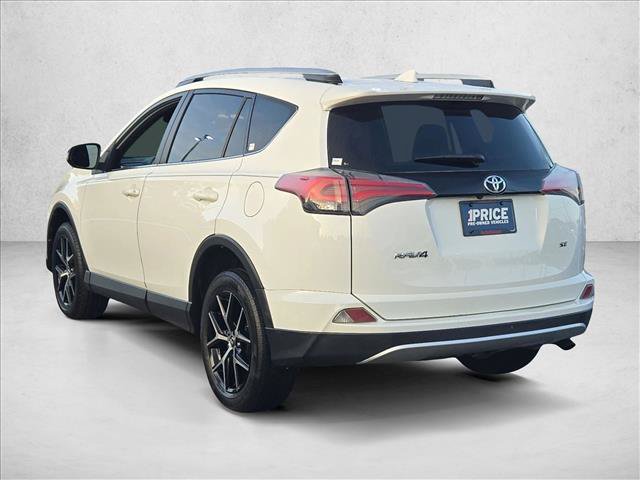 Used 2016 Toyota RAV4 SE FWD image 9