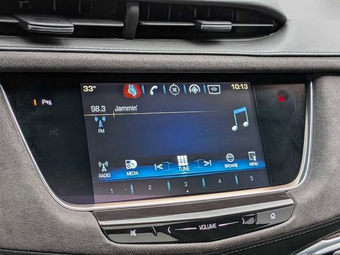 Used 2017 Cadillac XT5 Platinum image 28