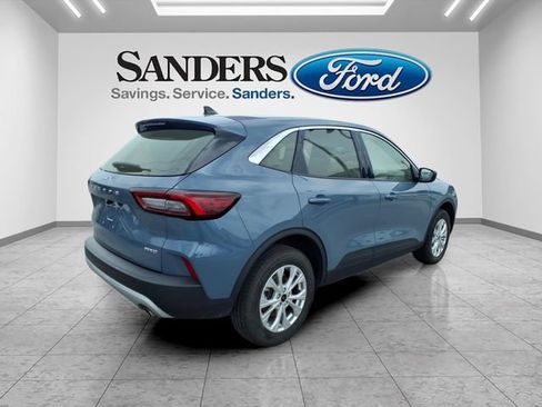 Certified 2024 Ford Escape Active AWD/4WD image 2