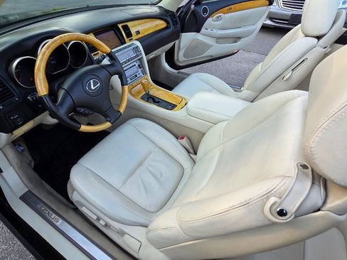 Used 2003 Lexus SC 430 Convertible RWD image 27