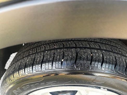 Used 2019 Ford Escape S image 19