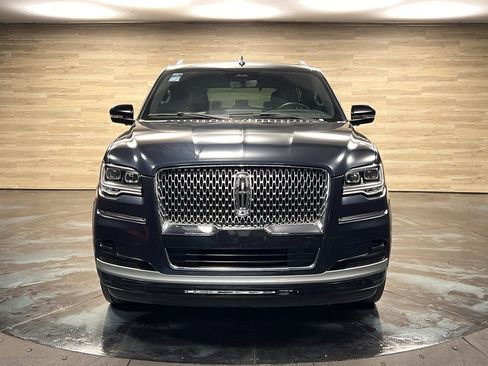 Used 2022 Lincoln Navigator Reserve image 5