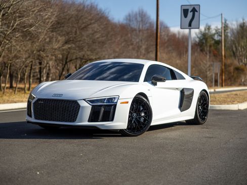 Used 2018 Audi R8 V10 plus image 3
