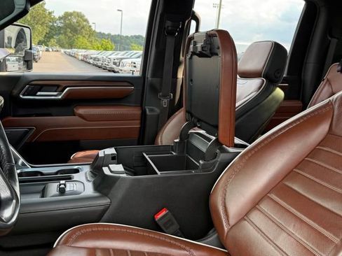 Used 2025 GMC Sierra 3500 Denali Ultimate w/ LPO, GMC Protection Package AWD/4WD image 26