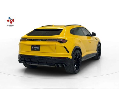 Used 2020 Lamborghini Urus image 5