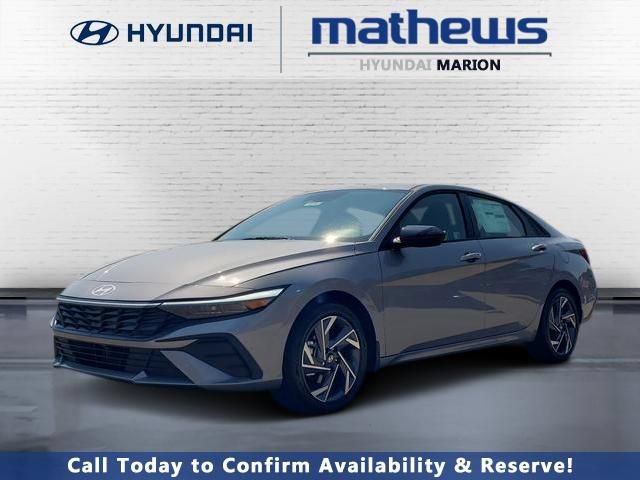 Certified 2025 Hyundai Elantra SEL FWD image 1