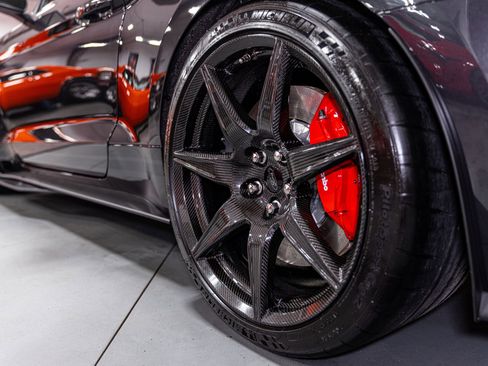 Used 2022 Ford Mustang Shelby GT500 w/ Carbon Fiber Track Pack image 10