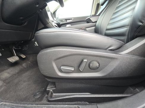 Used 2024 Ford Edge SEL AWD/4WD image 25