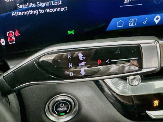 Used 2024 Cadillac Lyriq Tech w/ Driver Assist Package AWD/4WD image 23