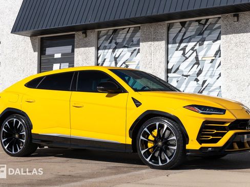 Used 2019 Lamborghini Urus image 18