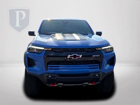 New 2026 Chevrolet Colorado ZR2 w/ Technology Package AWD/4WD image 12