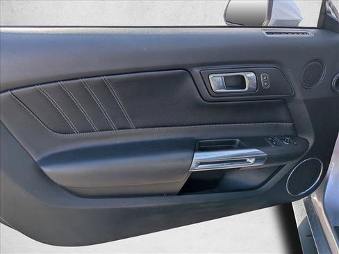Used 2022 Ford Mustang GT Premium RWD image 10