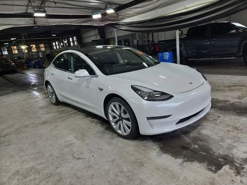 Used 2019 Tesla Model 3 Long Range image 3